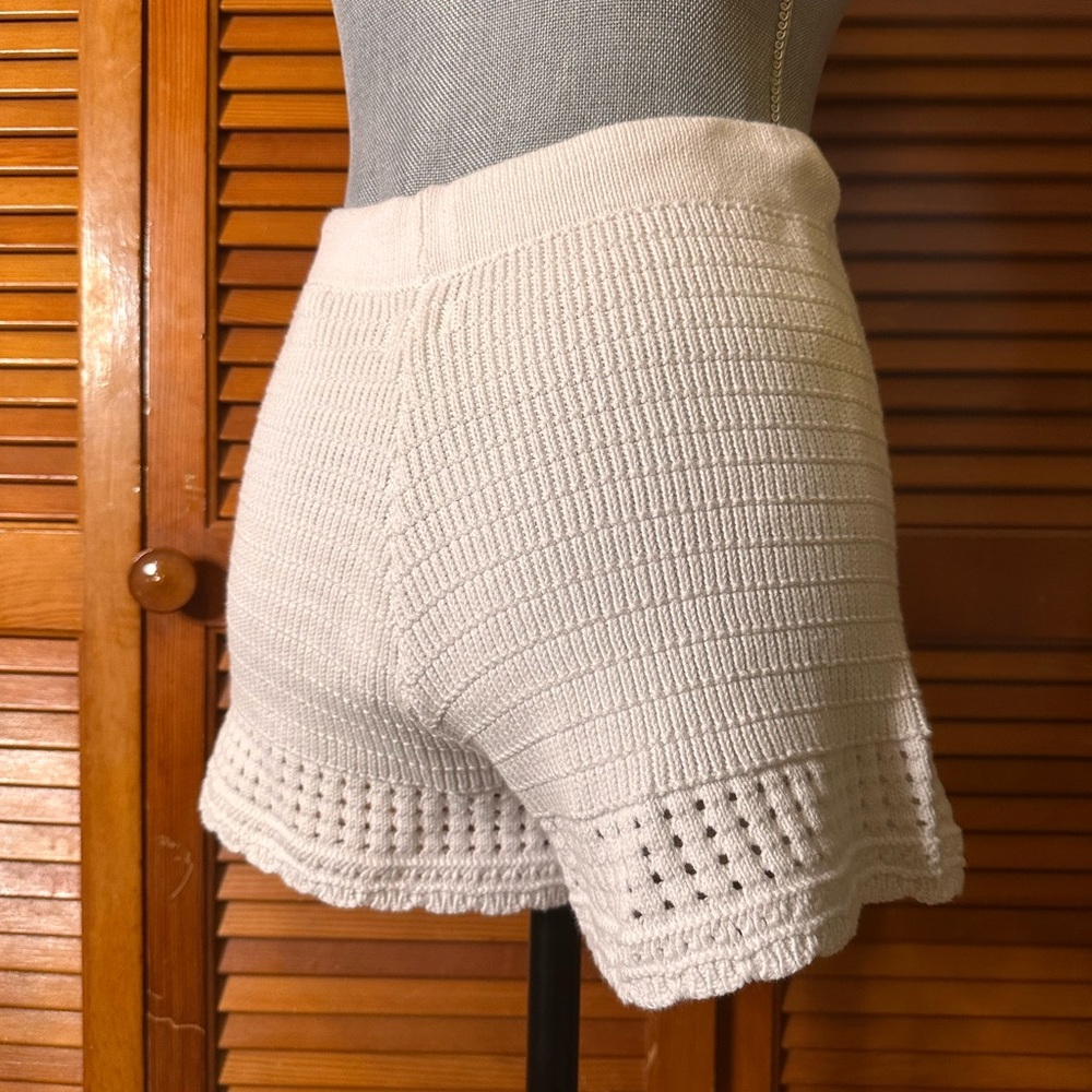 NWT aerie High Waist Crochet Knit Shorts - Picture 3 of 5